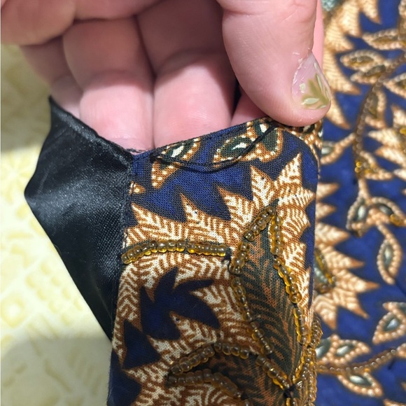 Vintage Kisha Fashion Floral BeadedTapestry Vest - Picture 7 of 9